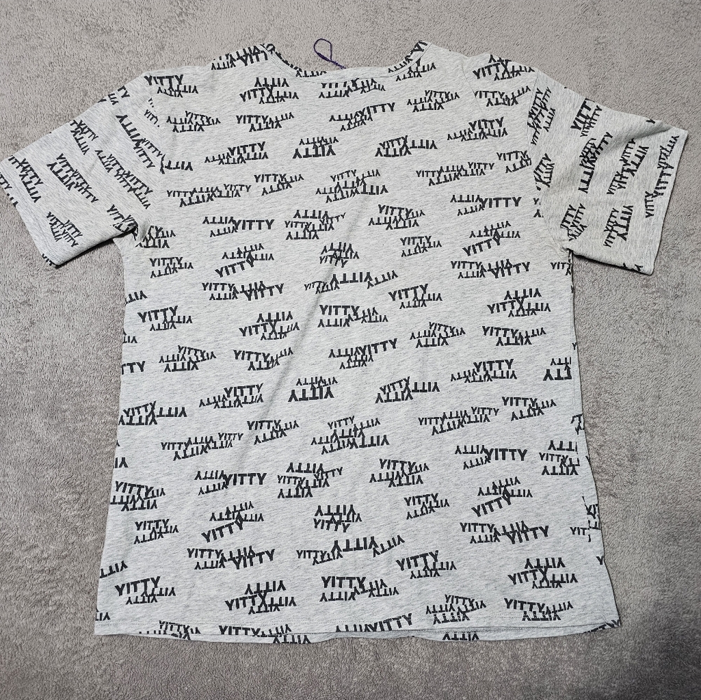 FABLETICS YITTY BUNDLE T-SHIRT AND LEGGINGS SIZE SMALL NWOT